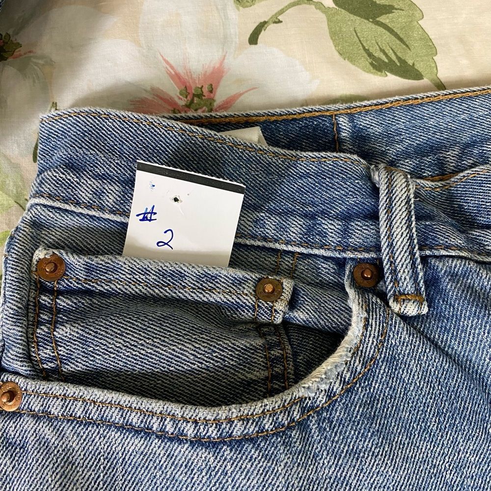 Levi's 505 Light Blue Straight Leg Jeans with Distressed Details - Picture 10 of 10